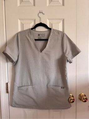 FIGS Space Grey Scrub Set – Rare & Discontinued
